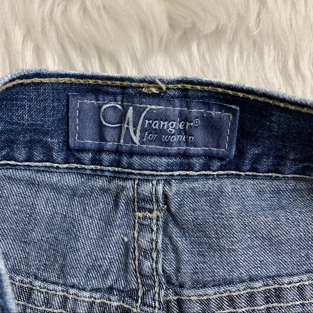 Wrangler Blue Denim Women's Shorts - Picture 9 of 11